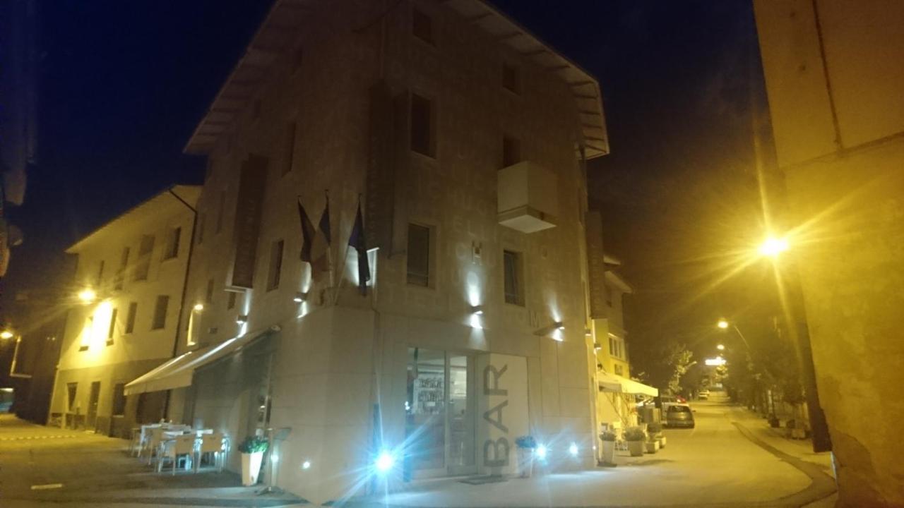 Hotel Cumili Capo di Ponte Ngoại thất bức ảnh