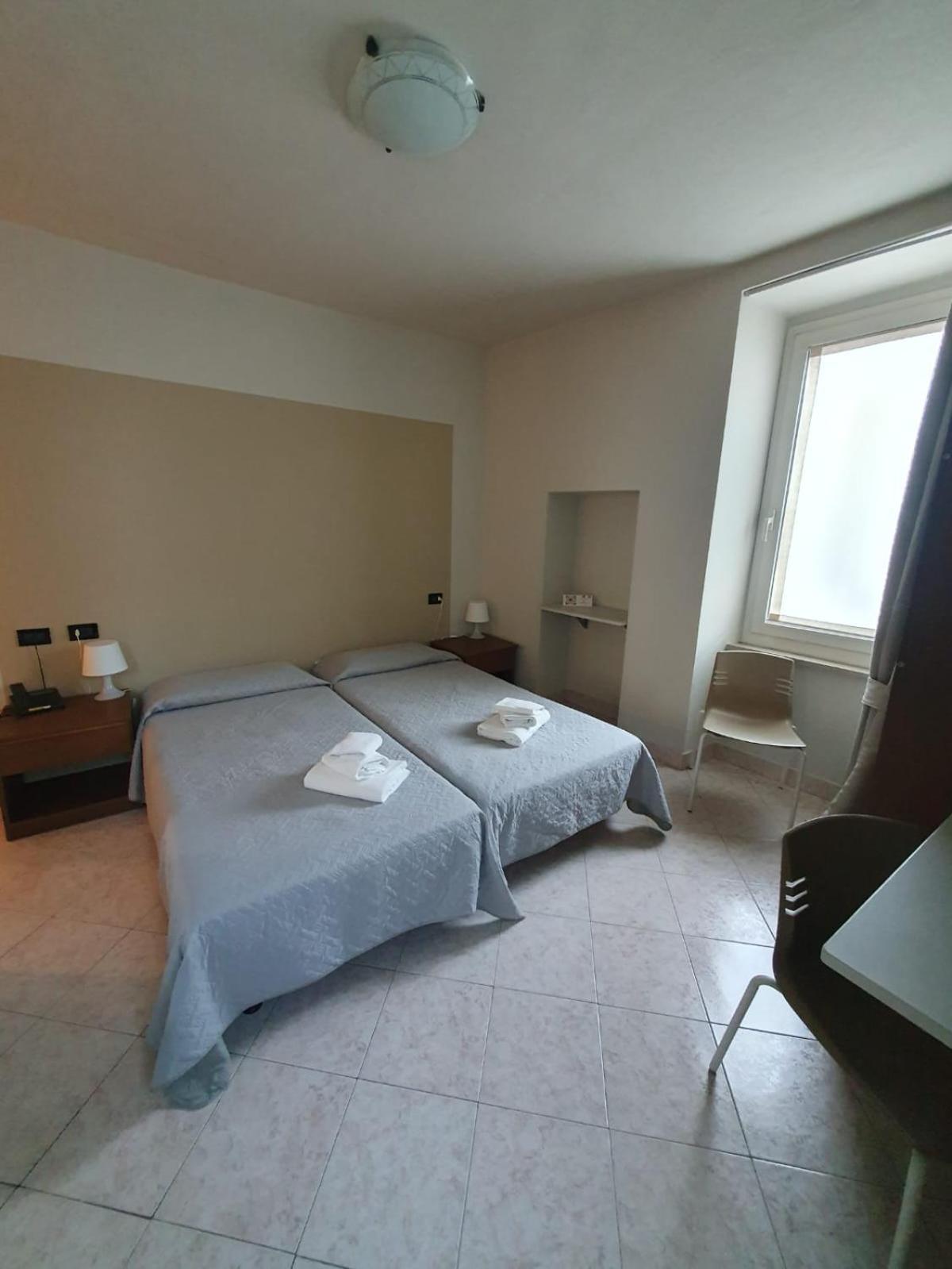 Hotel Cumili Capo di Ponte Ngoại thất bức ảnh